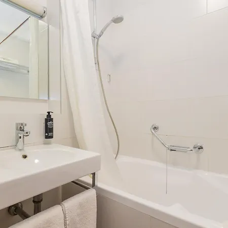 The 3-15 Apartament