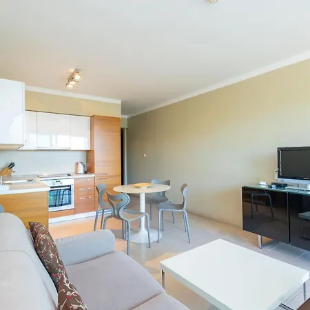 The 3-15 Apartament Podstrana